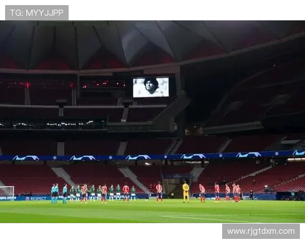 欧冠足球宝贝及其赛场助威文化介绍