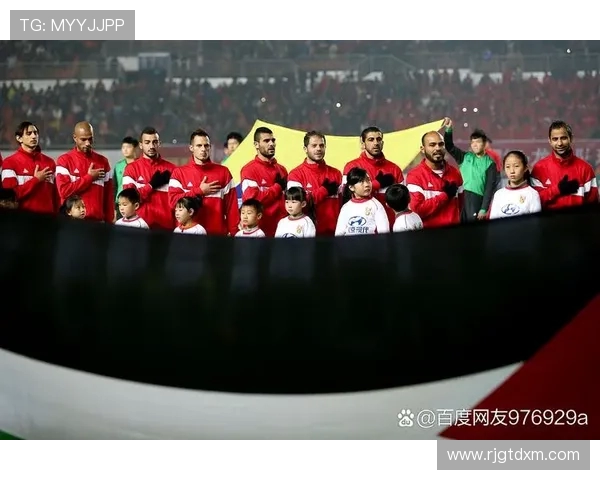 巴拿马足球队首度亮相世界杯取得历史性突破，激战四方拼搏到底