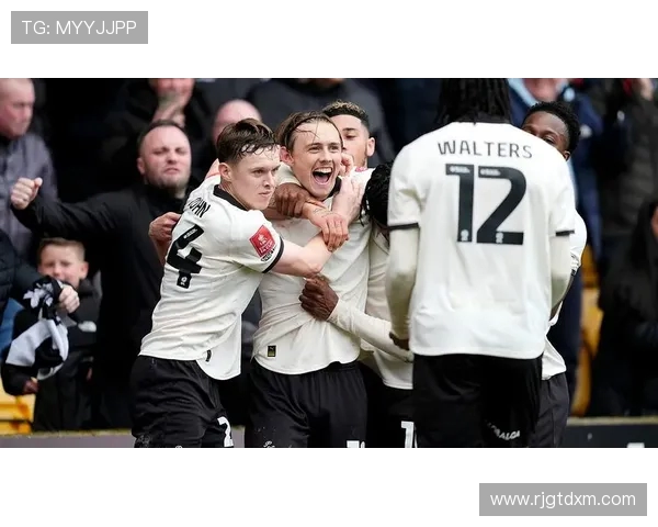 英超球员新年祝福视频合集及球迷反响 英超球员新年祝福视频合集及球迷反响